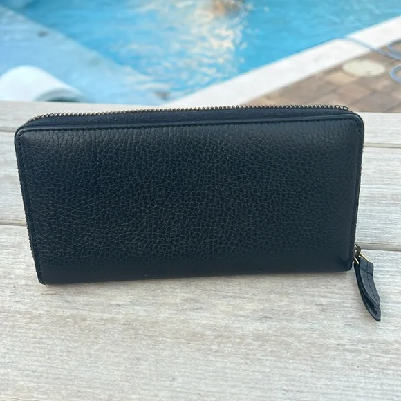 Gucci  Full Inclusion GG Marmont Zip Around Wallet - Picture 4 of 5